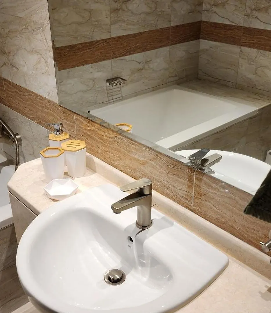 Tranquil Haven Apartment Dubai Homestay