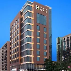 Hyatt Place Baniyas Square Otel